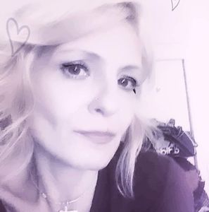 Meet your Posher, Michele